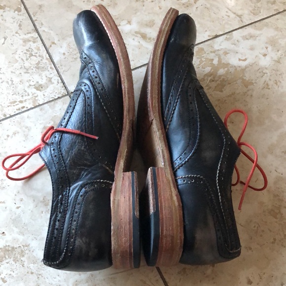 BED STU Handcrafted bench made Cobbler Series genuine leather shoes. - Picture 4 of 8